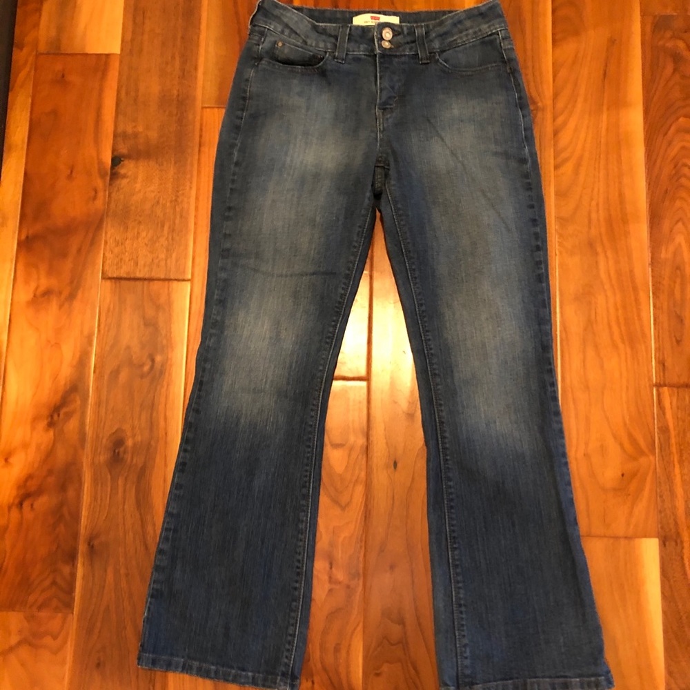 Levi’s boot cut jeans